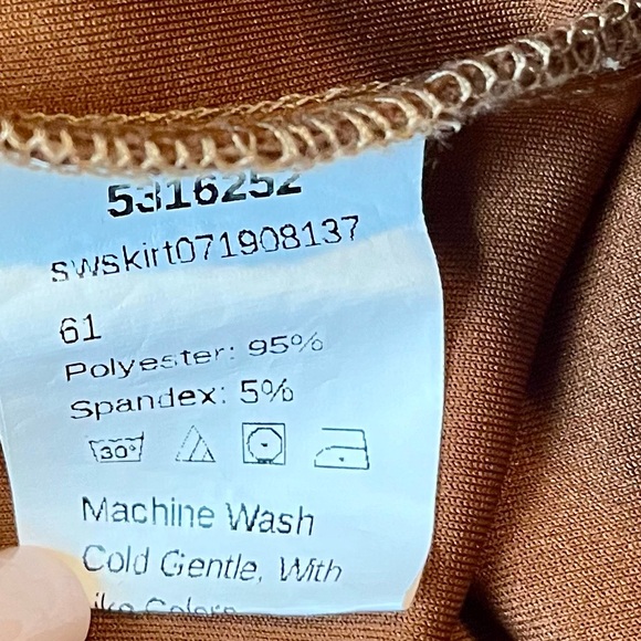 Suede Side Slit Skirt - Picture 2 of 5